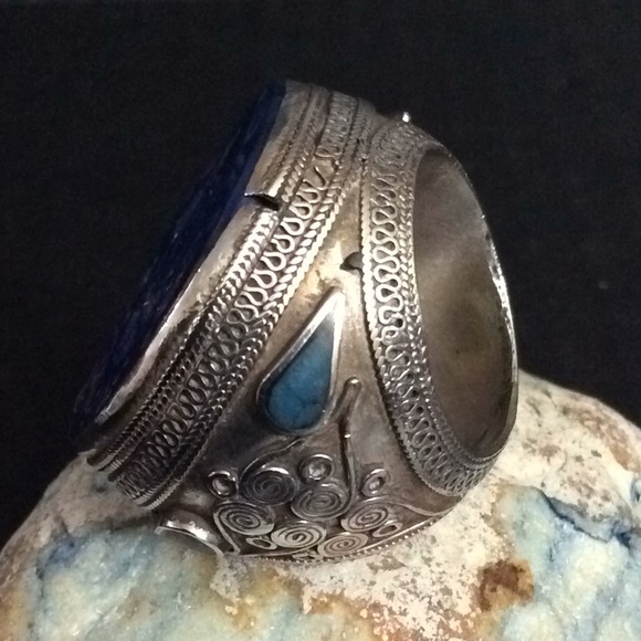 Sterling Silver Ring .